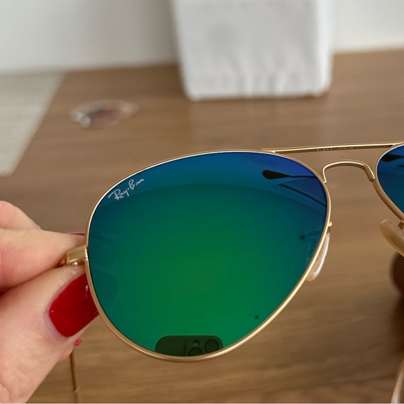 NEW Ray-Ban RB3025 Mirror Green AVIATOR LARGE METAL - Picture 3 of 5